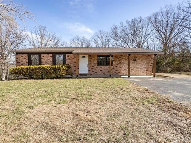 House for sale in Dixon, Missouri