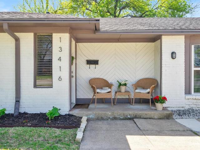 House for sale in Farmers Branch, Texas