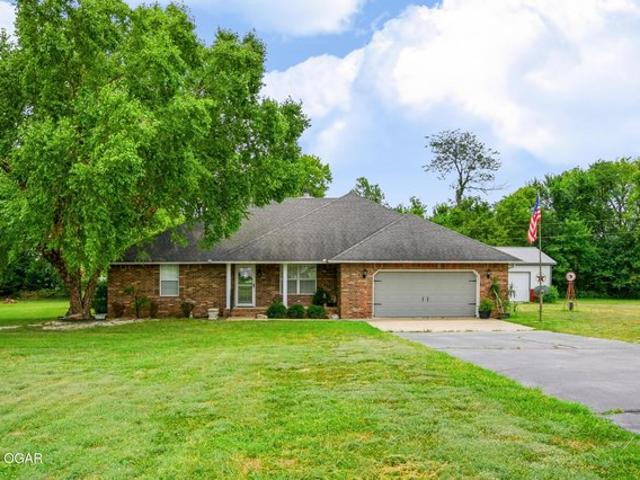 House for sale in Carthage, Missouri