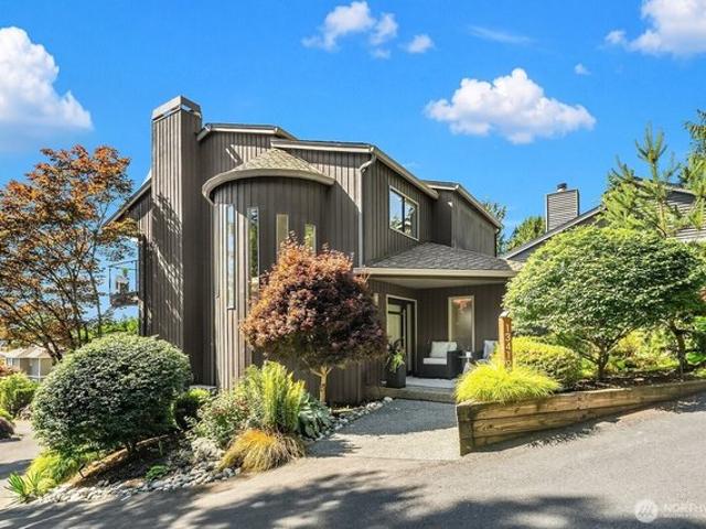 House for sale in Kirkland, Washington