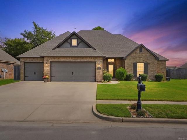House for sale in Glenpool, Tulsa County