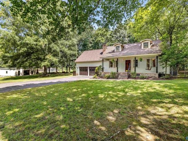 House for sale in Arab, Alabama