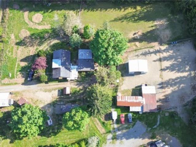 House for sale in Hilliers, British Columbia
