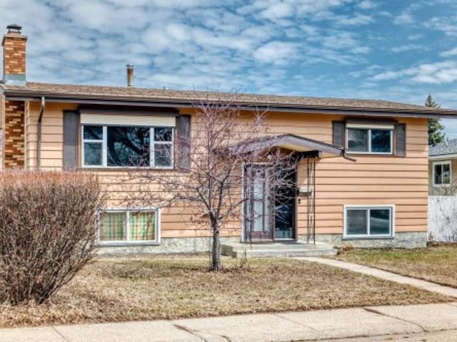 House for sale in Wedgewood, Alberta