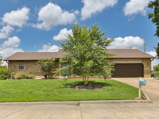 House for sale in Bolivar, Missouri