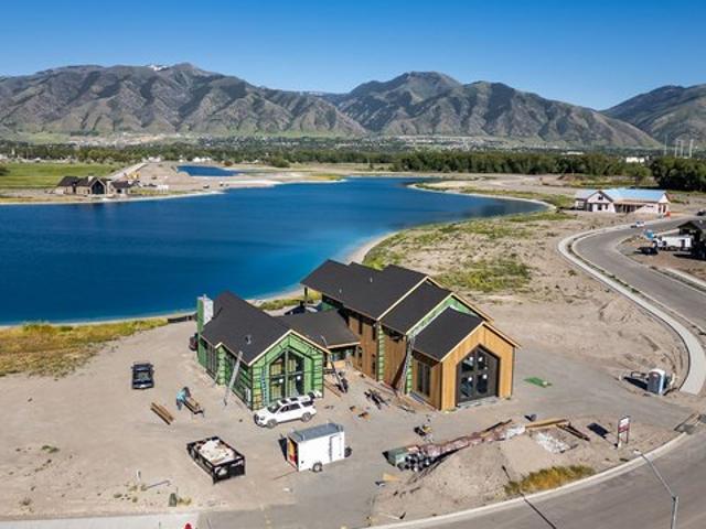 House for sale in Cache, Utah