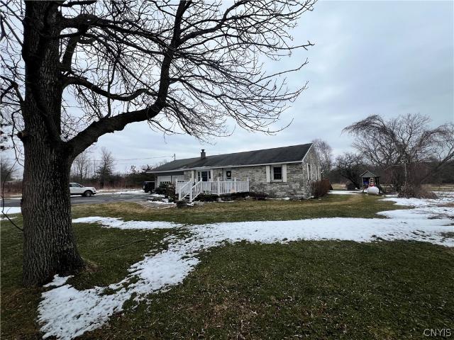 House for sale in Sackets Harbor, New York