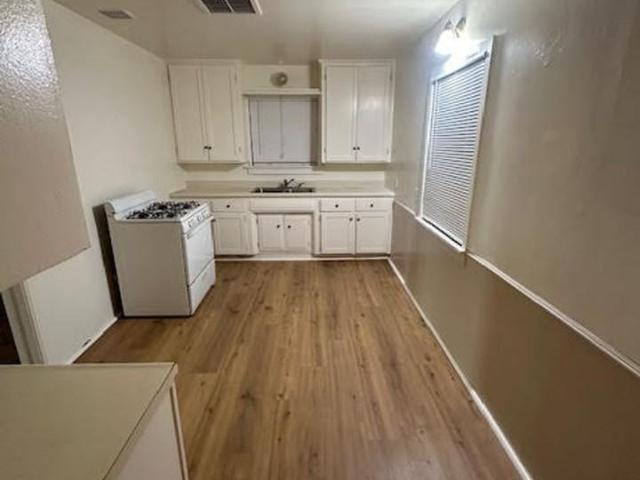 Apartment for rent in Highland