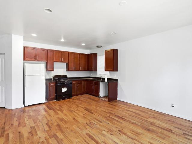 House for rent in Chicago Park, Illinois