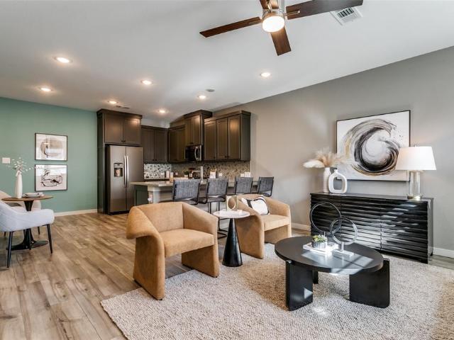 Townhouse for sale in Flower Mound, Texas