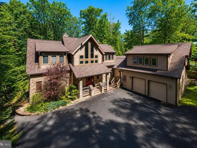 House for sale in Garrett, Maryland
