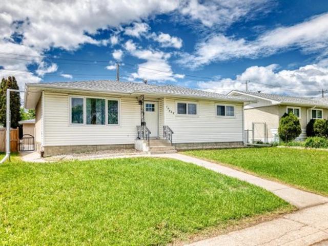 House for sale in Wedgewood, Alberta