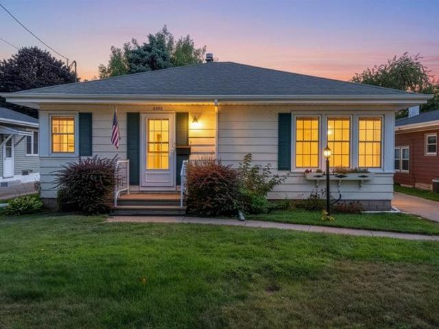 House for sale in Oshkosh, Wisconsin