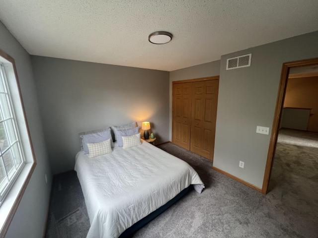 Townhouse for sale in Hugo, Washington County