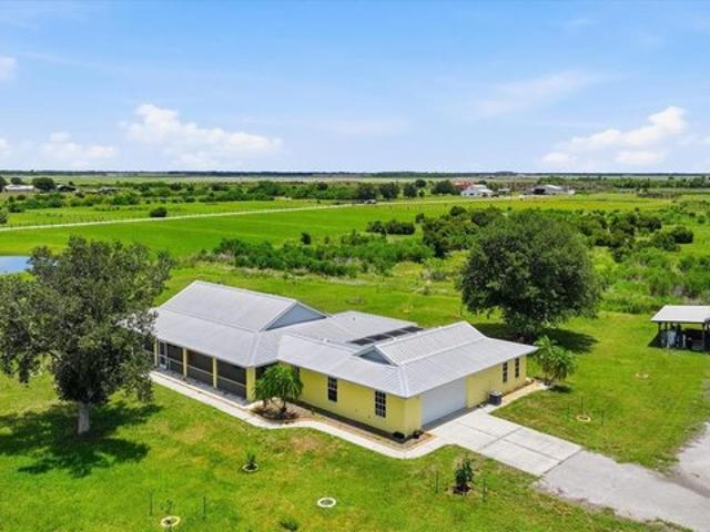 House for sale in Myakka City, Florida