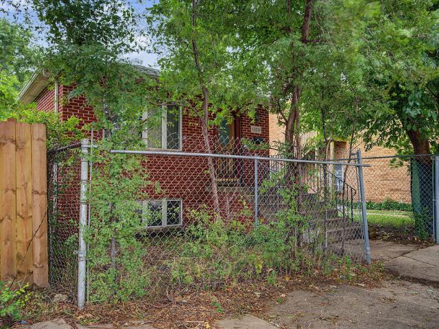 House for sale in Chicago Park, Illinois