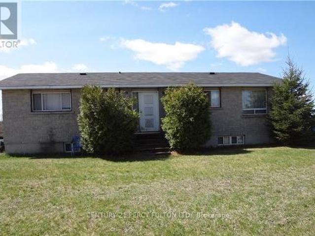 House for rent in Renfrew, Ontario