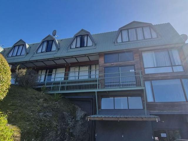 Apartment for rent in Otakou