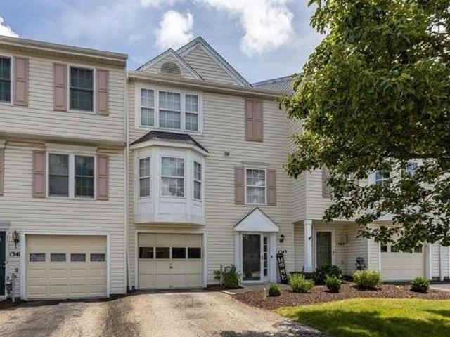 Townhouse for sale in Canonsburg, Pennsylvania