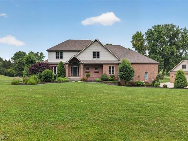 House for sale in Summit, Ohio