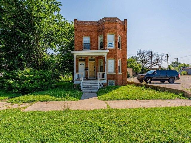 House for sale in Chicago Heights, Illinois
