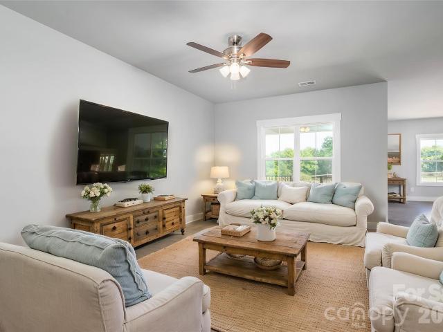 House for sale in Catawba, North Carolina
