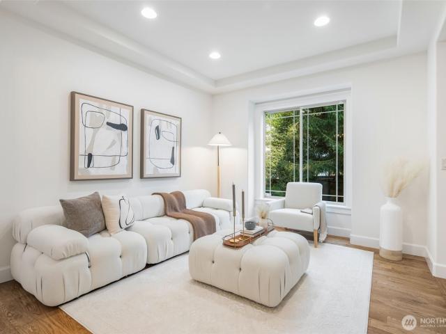 House for sale in Grass Lawn, Redmond