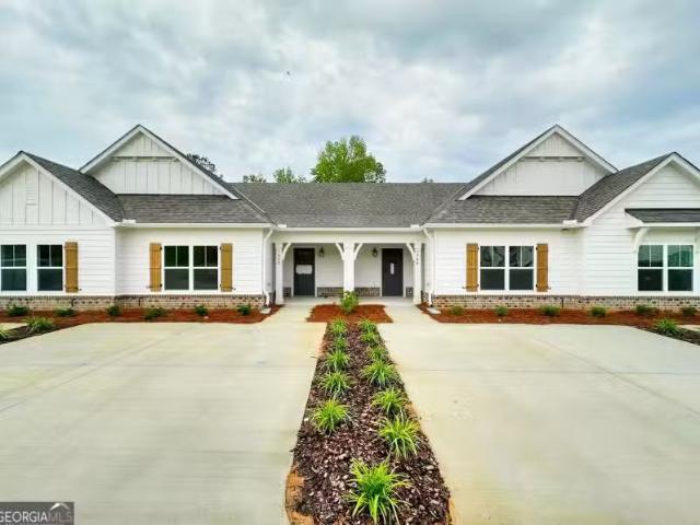 Condo for sale in Lagrange