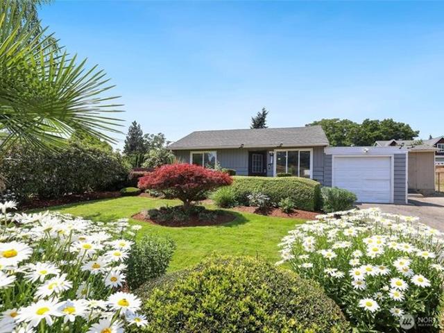 House for sale in Burien, Washington