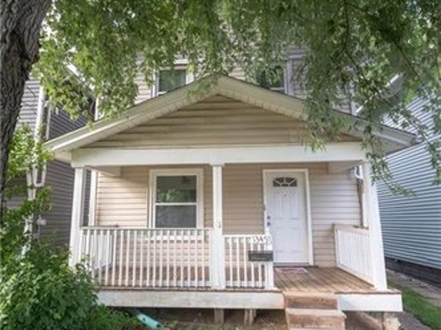 House for sale in Coraopolis, Pennsylvania