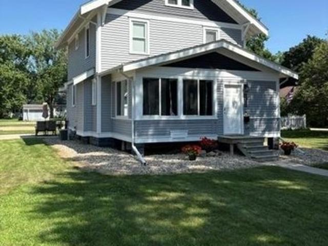 House for sale in Windom, Minnesota