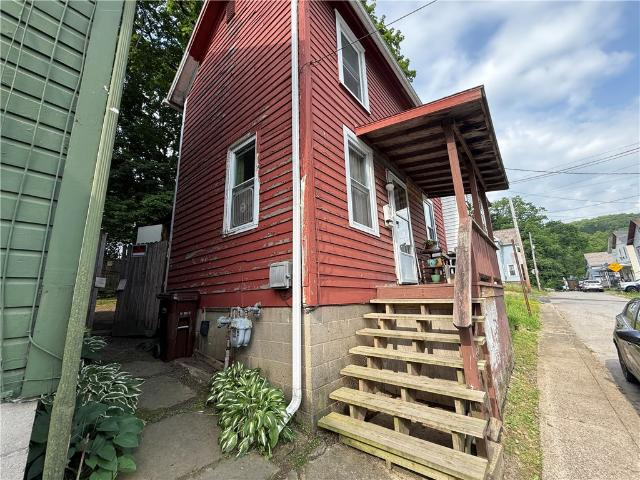 House for sale in Venango, Pennsylvania