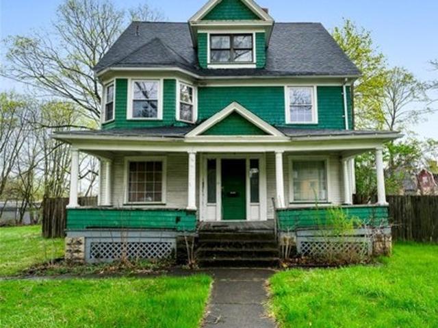 House for sale in Youngstown, Ohio