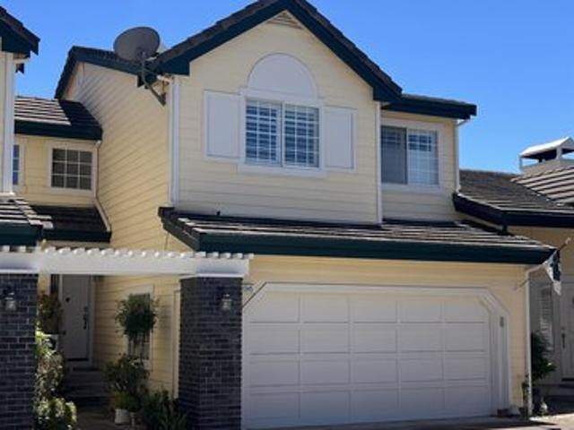 Townhouse for sale in Clayton, California