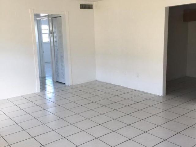 Apartment for rent in Hialeah, Florida