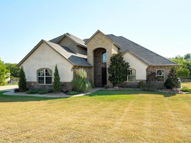House for sale in Edmond, Oklahoma