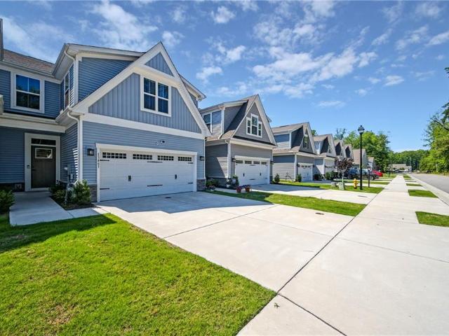 Townhouse for sale in Virginia