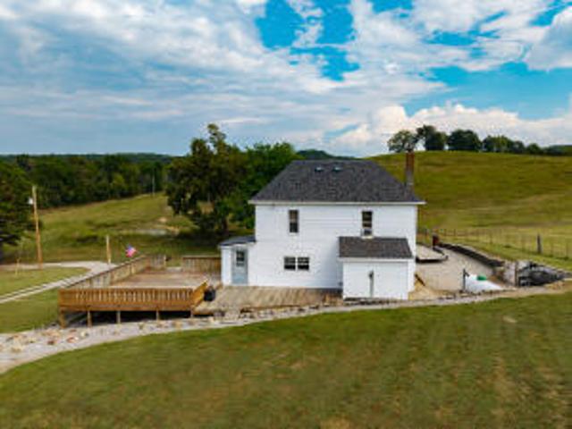 Farm for sale in Ava, Douglas County
