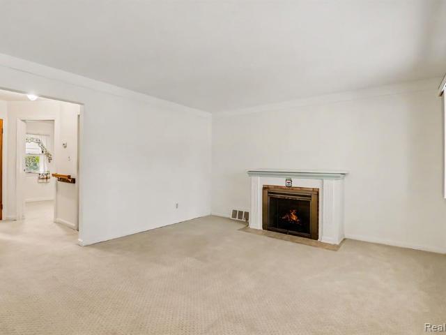 House for sale in Fordville Subdivision, Southgate