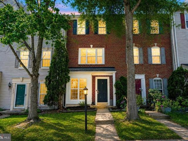 Townhouse for sale in Virginia