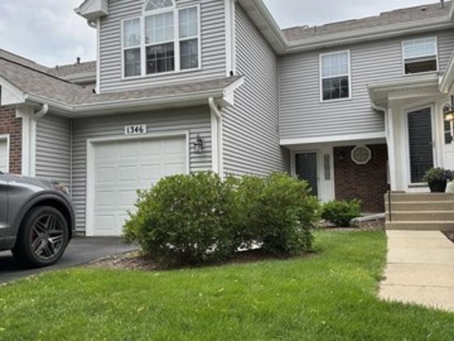 Condo for sale in Elgin, Illinois