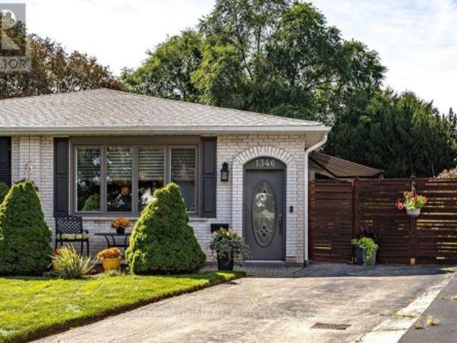 House for sale in Oakville, Ontario