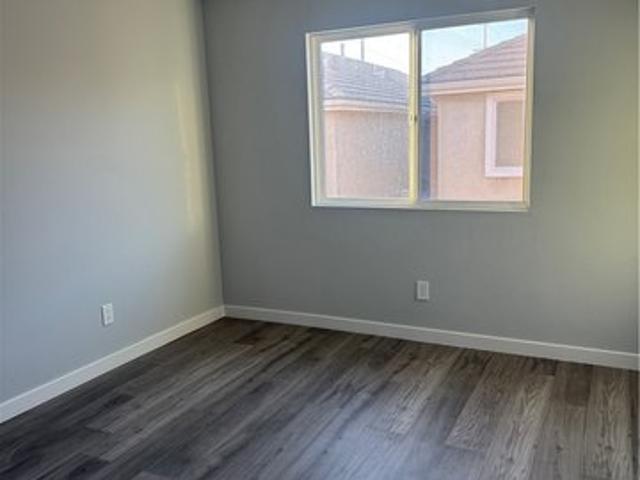 Condo for sale in Sylmar Neighborhood Council District, Canoga Park
