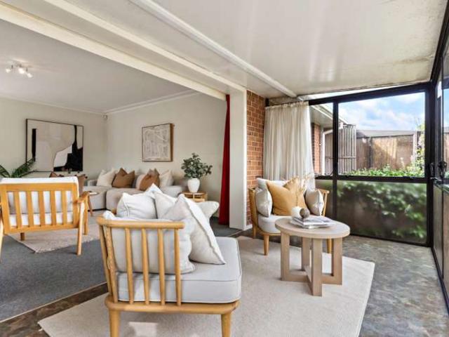 House for sale in Hillsborough