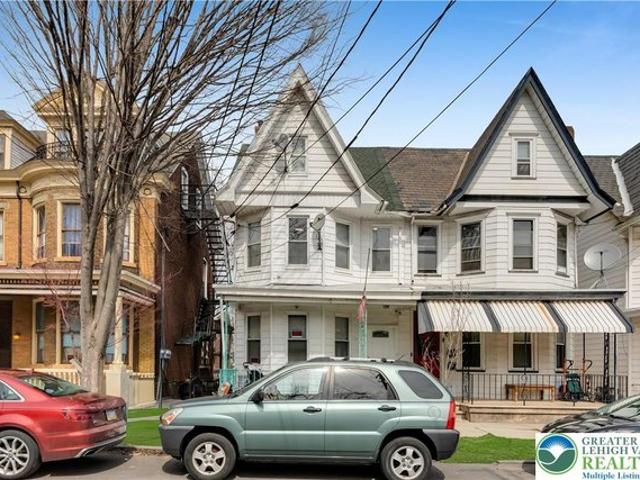 House for sale in Easton, Pennsylvania