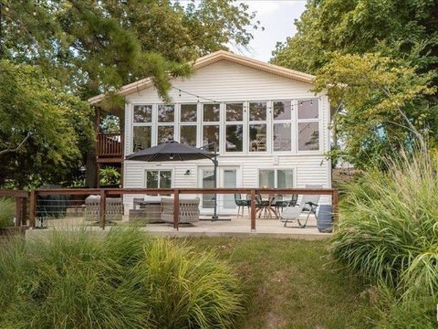 House for sale in Creal Springs, Illinois