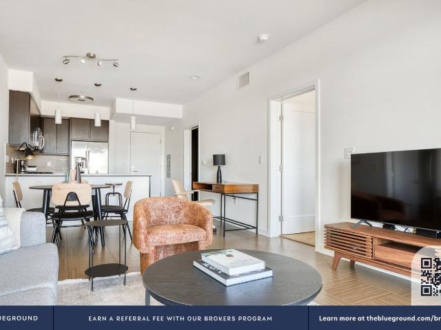Apartment for rent in Canoga Park, California