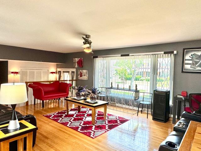 House for sale in Sunny Crest, Flossmoor