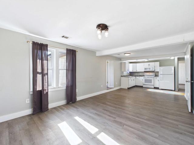 House for sale in Gainesville, Missouri
