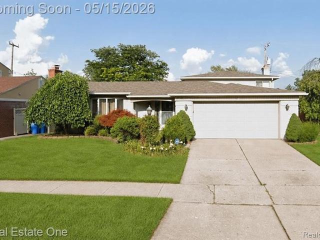 House for sale in Dearborn Heights, Michigan
